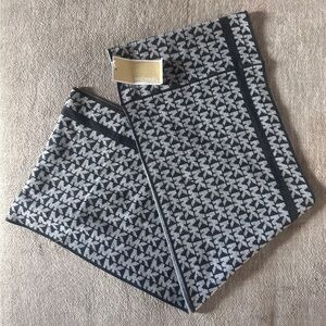 Michael Kors Gray and Black Scarf NWT